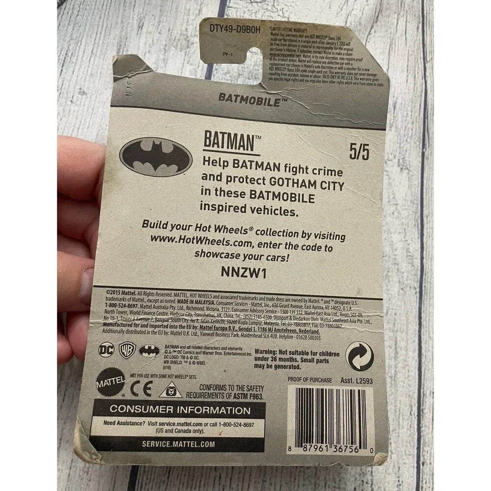 NEW! Hot Wheels DC Batmobile, 2015